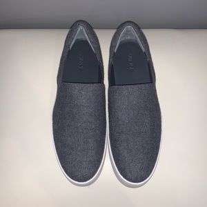 VINCE Slip-on Sneaker